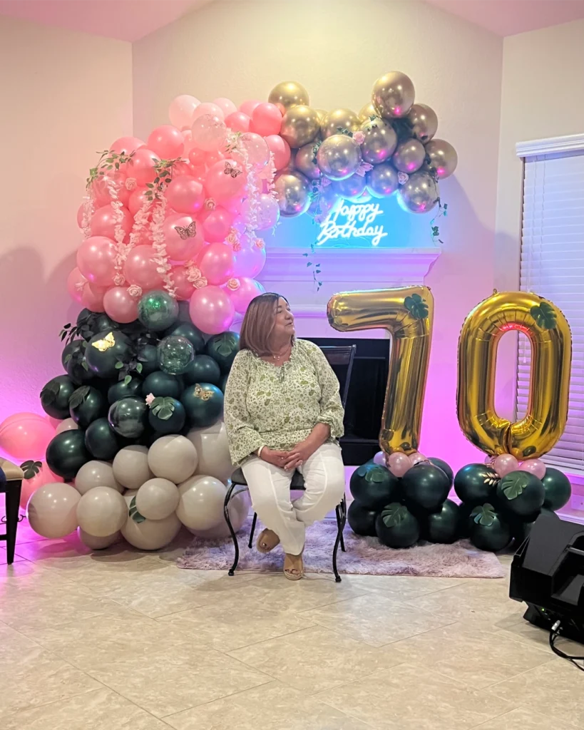 Balloon Garland 70'